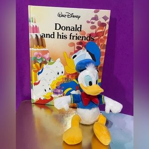 WALT DISNEY’S NWT 1988  DONALD AND FRIENDS HARDCOVER BOOK & DONALD DUCK PLUSH